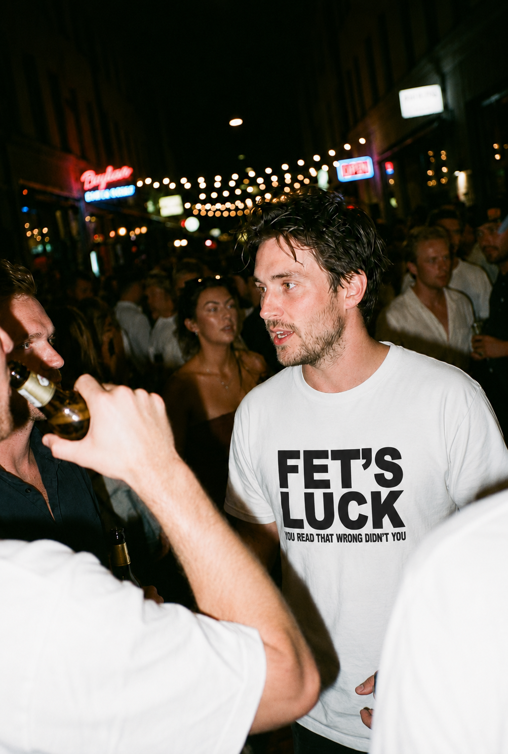 FET'S LUCK WHITE STRETCH SLIMFIT TSHIRT