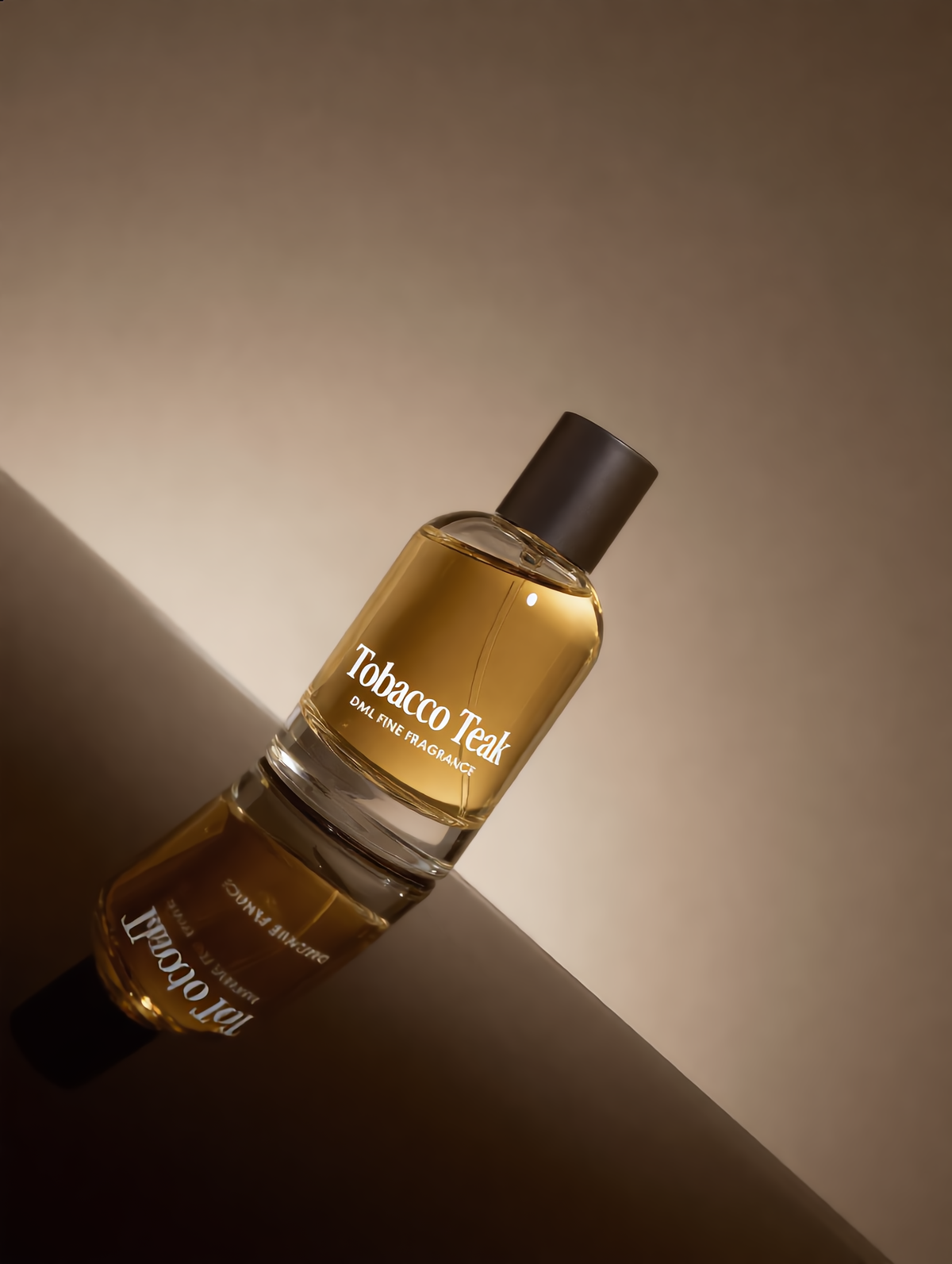 Tobacco Teak — Extrait de Parfum